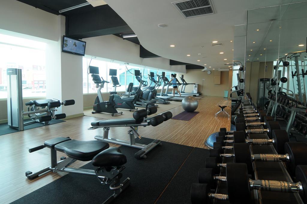 Golden Tulip Galaxy Hotel Banjarmasin Банджермасин Екстериор снимка