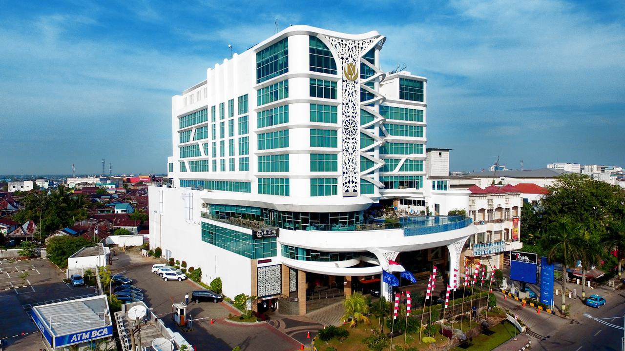 Golden Tulip Galaxy Hotel Banjarmasin Банджермасин Екстериор снимка